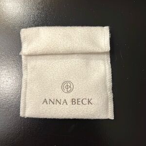Anna Beck Duster